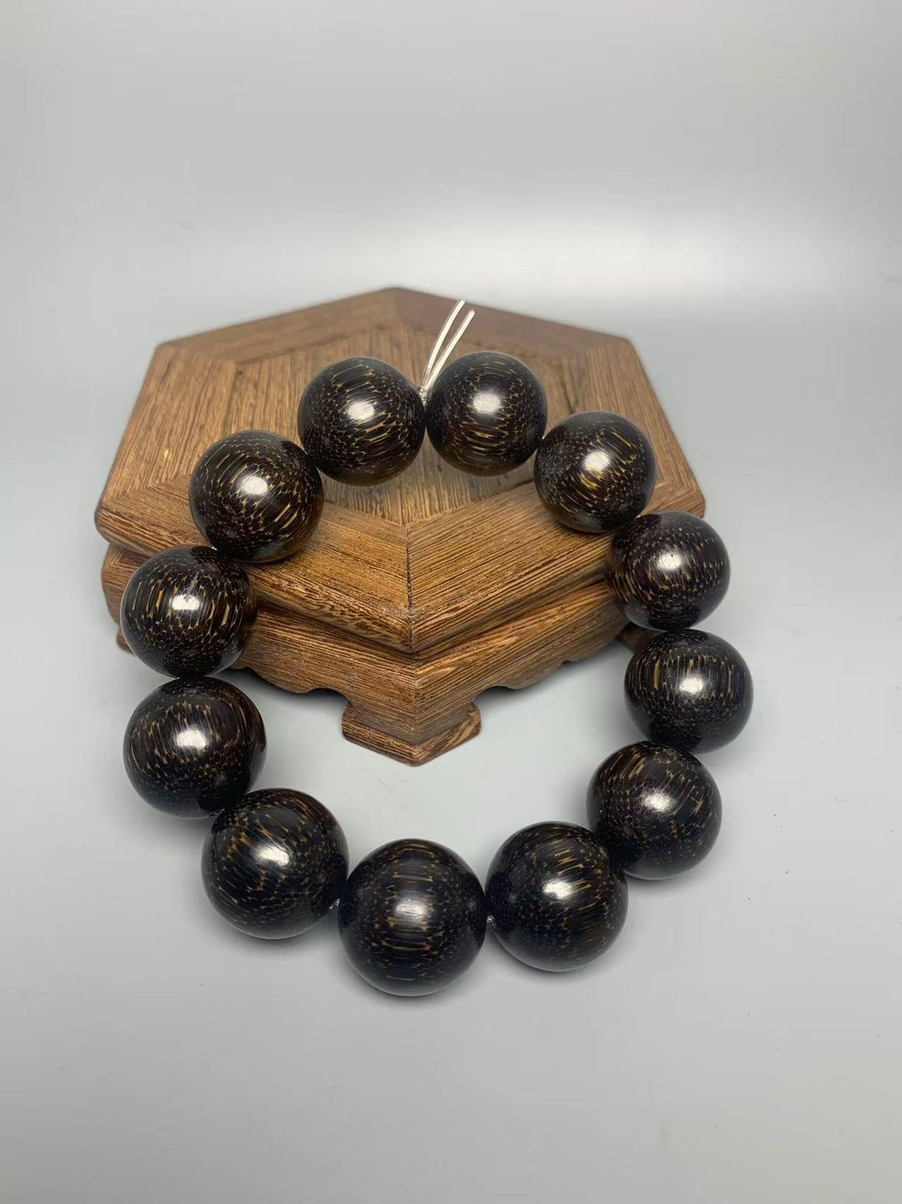 Asian Black Gold Rhinoceros Horn Bracelet – Rare Collector's Artifact - 图片 5